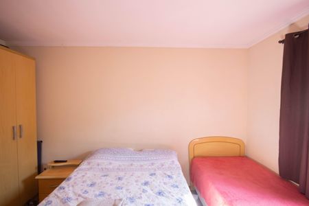 Casa à venda com 140m², 3 quartos e 2 vagas Casa à venda com 140m², 3 quartos e 2 vagasQuarto 1