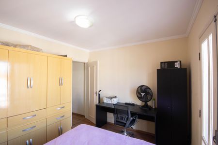 Casa à venda com 140m², 3 quartos e 2 vagas Casa à venda com 140m², 3 quartos e 2 vagasQuarto 2