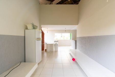 Apartamento à venda com 44m², 2 quartos e 1 vaga Apartamento à venda com 44m², 2 quartos e 1 vagaÁrea comum - Salão de festas