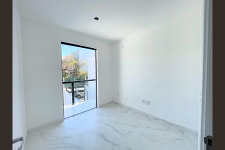 Casa à venda com 75m², 2 quartos e 1 vaga Casa à venda com 75m², 2 quartos e 1 vagaQuarto  2