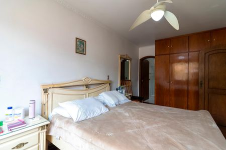 Casa à venda com 462m², 4 quartos e 6 vagas Casa à venda com 462m², 4 quartos e 6 vagasSuíte 3