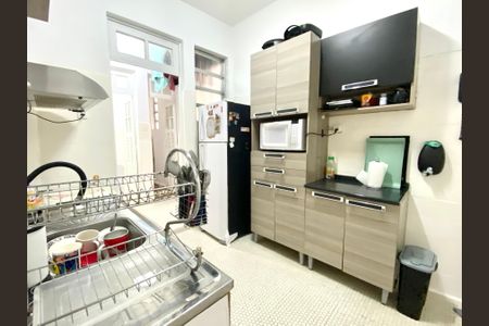 Apartamento à venda com 82m², 2 quartos e sem vaga Apartamento à venda com 82m², 2 quartos e sem vagaCozinha