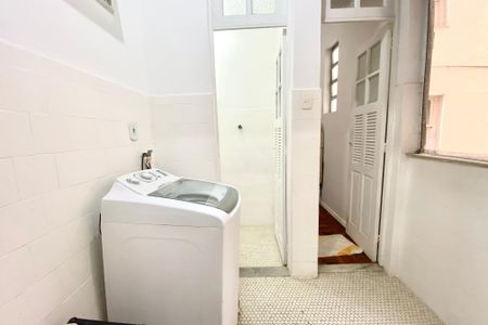 Apartamento à venda com 82m², 2 quartos e sem vaga Apartamento à venda com 82m², 2 quartos e sem vagaÁrea de Serviço