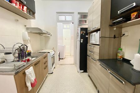 Apartamento à venda com 82m², 2 quartos e sem vaga Apartamento à venda com 82m², 2 quartos e sem vagaCozinha