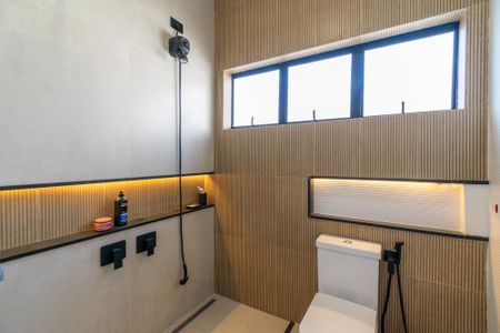 Casa à venda com 300m², 3 quartos e 2 vagas Casa à venda com 300m², 3 quartos e 2 vagasBanheiro da Suíte 3