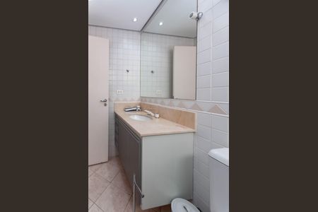 Apartamento à venda com 313m², 4 quartos e 4 vagas Apartamento à venda com 313m², 4 quartos e 4 vagasBanheiro da Suíte 3