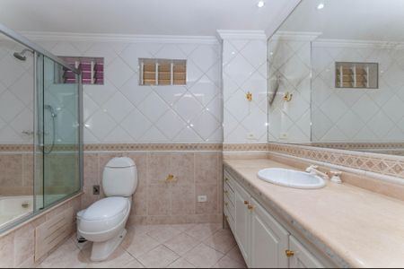 Apartamento à venda com 313m², 4 quartos e 4 vagas Apartamento à venda com 313m², 4 quartos e 4 vagas Suíte da Cobertura