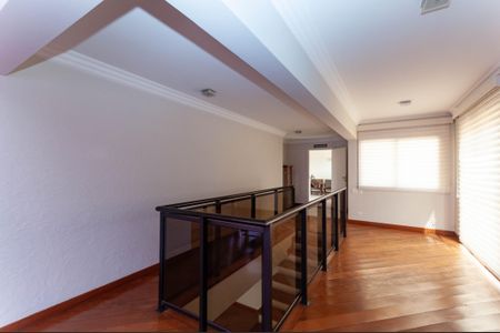 Apartamento à venda com 313m², 4 quartos e 4 vagas Apartamento à venda com 313m², 4 quartos e 4 vagasCirculação Cobertura