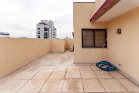 Apartamento à venda com 313m², 4 quartos e 4 vagas Apartamento à venda com 313m², 4 quartos e 4 vagasTerraço Piscina