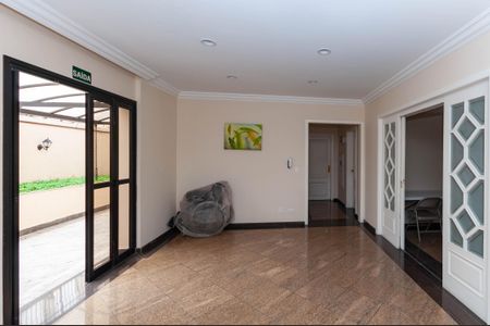 Apartamento à venda com 313m², 4 quartos e 4 vagas Apartamento à venda com 313m², 4 quartos e 4 vagasÁrea Comum - Salão de Festas