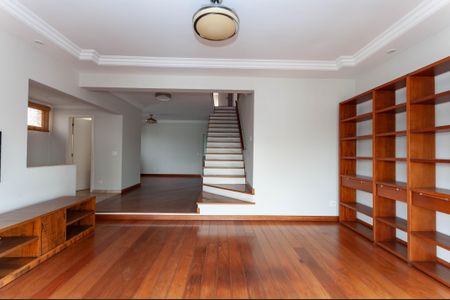 Apartamento à venda com 313m², 4 quartos e 4 vagas Apartamento à venda com 313m², 4 quartos e 4 vagasSala