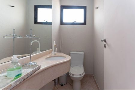 Apartamento à venda com 313m², 4 quartos e 4 vagas Apartamento à venda com 313m², 4 quartos e 4 vagasLavabo Cobertura