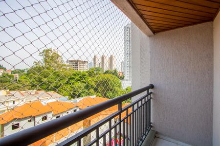 Varanda da sala de apartamento para alugar com 3 quartos, 83m² em Vila Eldízia, Santo André