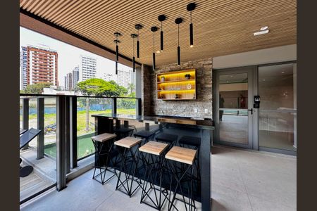 Studio à venda com 28m², 1 quarto e sem vagaBar Piscina