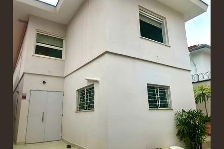 Casa para alugar com 4 quartos, 250m² em Campo Belo, São Paulo