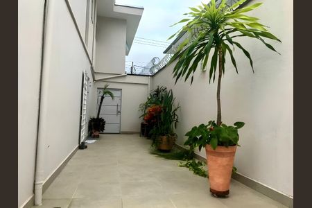 Casa para alugar com 4 quartos, 250m² em Campo Belo, São Paulo