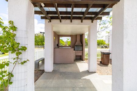 Apartamento à venda com 42m², 2 quartos e 1 vaga Apartamento à venda com 42m², 2 quartos e 1 vagaÁrea comum - Churrasqueira