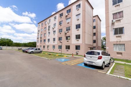 Apartamento à venda com 42m², 2 quartos e 1 vaga Apartamento à venda com 42m², 2 quartos e 1 vagaFachada do bloco
