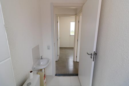 Apartamento à venda com 42m², 2 quartos e 1 vaga Apartamento à venda com 42m², 2 quartos e 1 vagaBanheiro Social