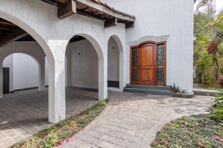 Casa à venda com 393m², 4 quartos e 2 vagas Casa à venda com 393m², 4 quartos e 2 vagasGaragem