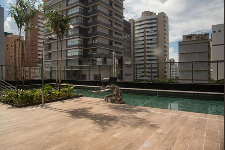 Apartamento à venda com 27m², 1 quarto e sem vagaÁrea comum - Piscina