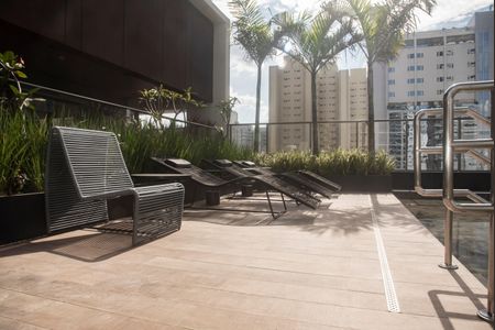 Apartamento à venda com 27m², 1 quarto e sem vagaÁrea comum - Piscina