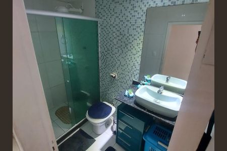 Casa à venda com 240m², 3 quartos e 1 vaga Casa à venda com 240m², 3 quartos e 1 vagaBanheiro Social 2