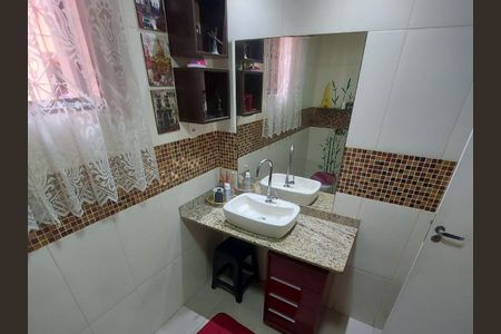 Casa à venda com 240m², 3 quartos e 1 vaga Casa à venda com 240m², 3 quartos e 1 vagaBanheiro Social 3