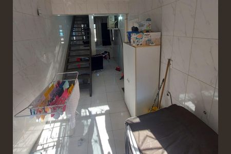 Casa à venda com 240m², 3 quartos e 1 vaga Casa à venda com 240m², 3 quartos e 1 vagaÁrea de Serviço