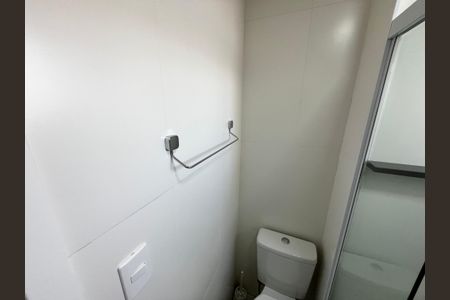 Apartamento à venda com 42m², 2 quartos e sem vaga Apartamento à venda com 42m², 2 quartos e sem vagaBanheiro Social