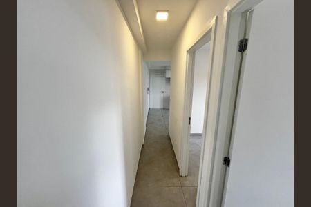 Apartamento à venda com 42m², 2 quartos e sem vaga Apartamento à venda com 42m², 2 quartos e sem vagaCorredor
