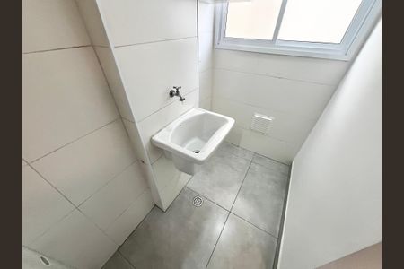Apartamento à venda com 42m², 2 quartos e sem vaga Apartamento à venda com 42m², 2 quartos e sem vagaÁrea de Serviço