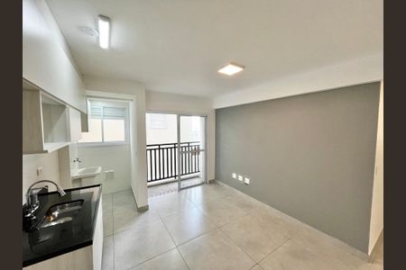 Apartamento à venda com 42m², 2 quartos e sem vaga Apartamento à venda com 42m², 2 quartos e sem vagaSala/Cozinha