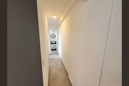 Apartamento à venda com 42m², 2 quartos e sem vaga Apartamento à venda com 42m², 2 quartos e sem vagaCorredor