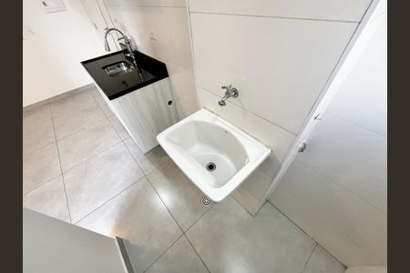 Apartamento à venda com 42m², 2 quartos e sem vaga Apartamento à venda com 42m², 2 quartos e sem vagaCozinha e Área de Serviço