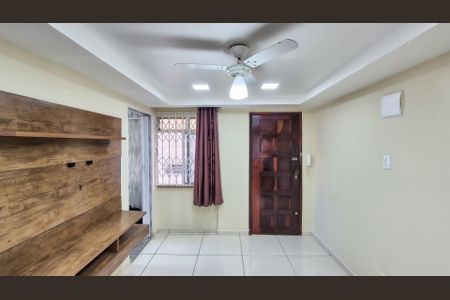 Sala de apartamento para alugar com 2 quartos, 55m² em Irajá, Rio de Janeiro