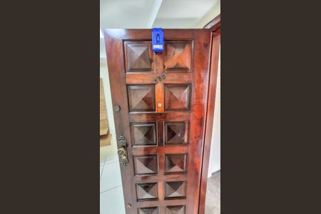 Apartamento para alugar com 55m², 2 quartos e 1 vagaLockbox