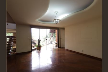 Casa à venda com 1000m², 4 quartos e 8 vagasSala de Jantar
