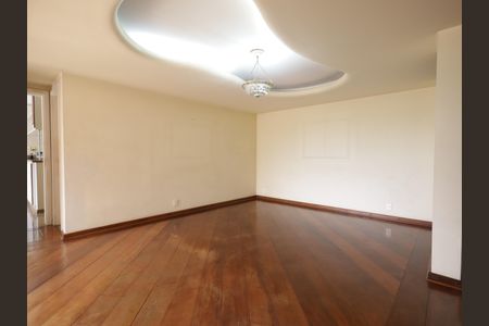 Casa à venda com 1000m², 4 quartos e 8 vagasSala de Jantar