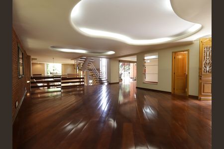 Sala de casa à venda com 4 quartos, 1000m² em Morumbi, São Paulo