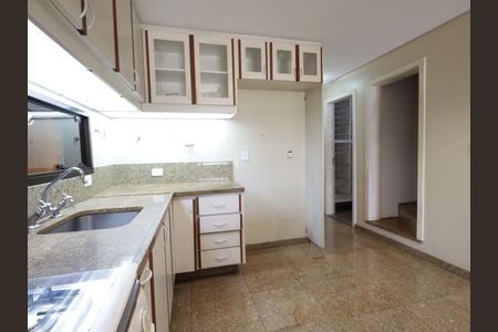 Casa à venda com 1000m², 4 quartos e 8 vagasCozinha