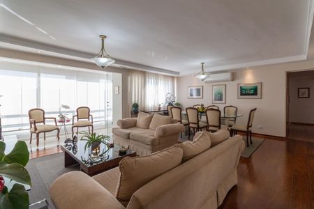 Apartamento à venda com 115m², 3 quartos e 2 vagasSala