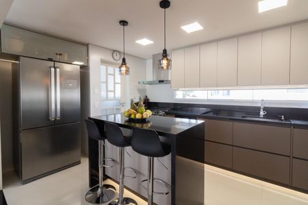 Apartamento à venda com 115m², 3 quartos e 2 vagasCozinha