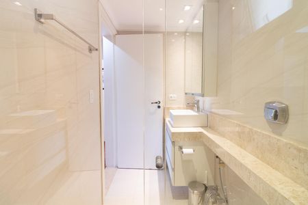 Apartamento à venda com 115m², 3 quartos e 2 vagasBanheiro