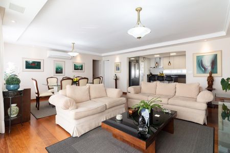 Apartamento à venda com 115m², 3 quartos e 2 vagasSala