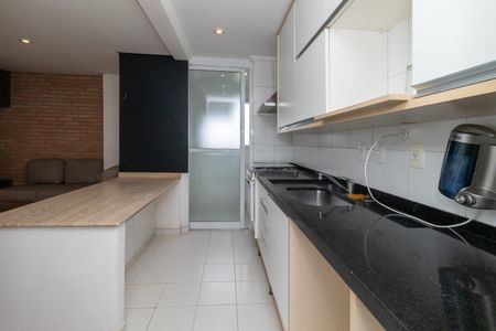 Apartamento à venda com 84m², 2 quartos e 2 vagas Apartamento à venda com 84m², 2 quartos e 2 vagasCozinha