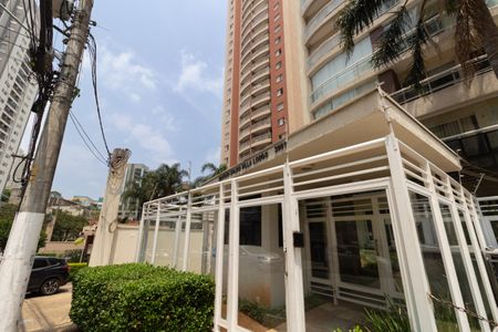 Apartamento à venda com 84m², 2 quartos e 2 vagas Apartamento à venda com 84m², 2 quartos e 2 vagasFachada