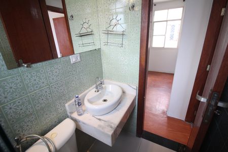 Apartamento para alugar com 57m², 2 quartos e 1 vagaBanheiro