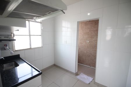 Apartamento para alugar com 57m², 2 quartos e 1 vagaCozinha