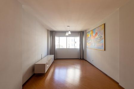 Sala de apartamento para alugar com 2 quartos, 80m² em Água Verde, Curitiba